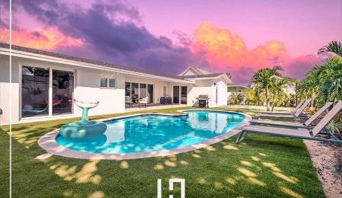 Six-Bedroom House