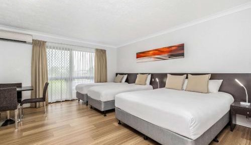 Family Room with Queen Bed