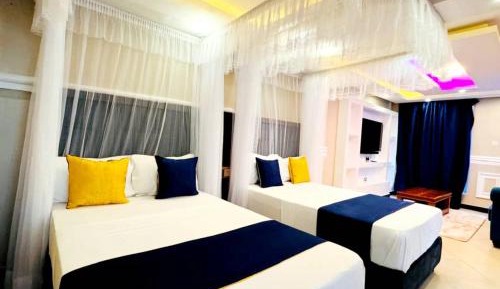 Large Twin Room