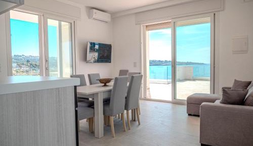 Villa - Beach Front