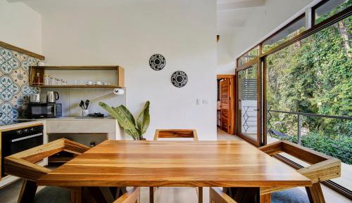 Apartment with Garden View