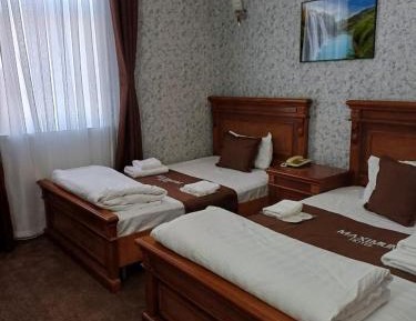 Twin Room with Shower