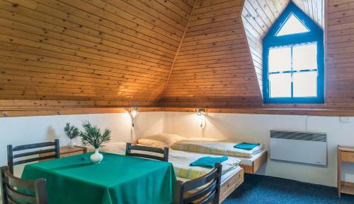 Quadruple Room with Mountain View