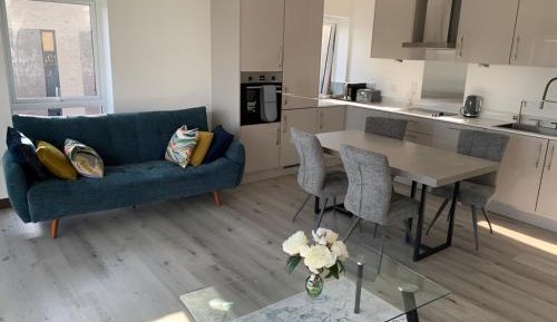 Deluxe Apartment