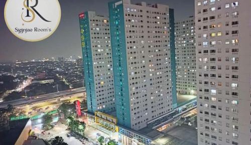 Two-Bedroom Apartment with Balcony