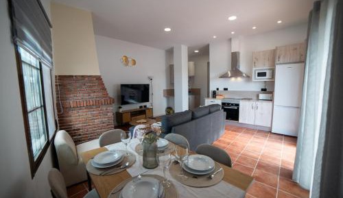 Two-Bedroom Apartment with Terrace and Sea View