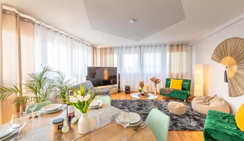 Penthouse Apartment
