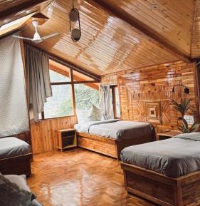 Quadruple Room with Balcony