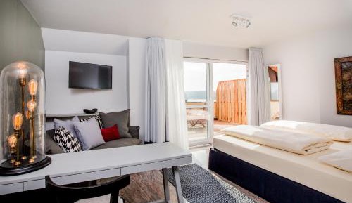 Double Room Panorama with Lake View