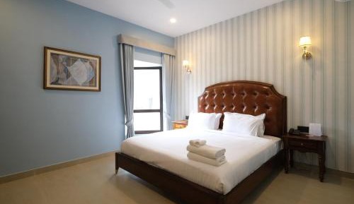 Standard King Room