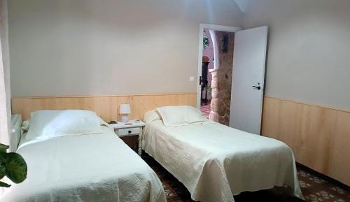 Twin Room with Private Bathroom