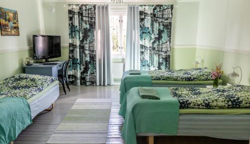 Triple Room with Garden View