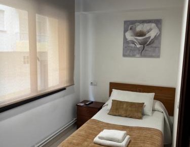 Single Room with Private Bathroom