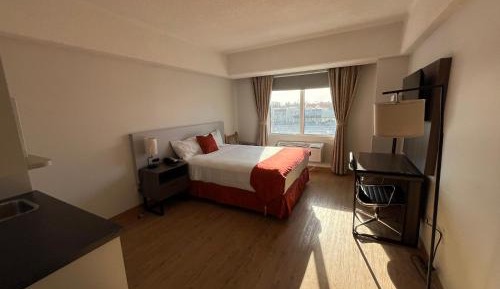 Queen Room