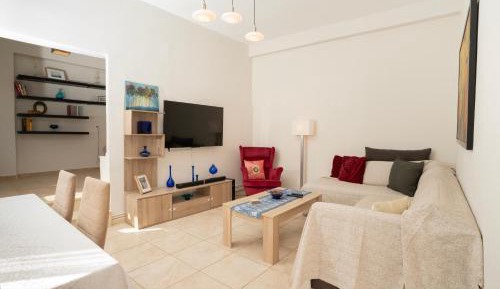 Three-Bedroom Premium Apartment with Balcony