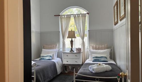 Twin Room with Shared Bathroom