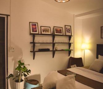 King Studio with Sofa Bed