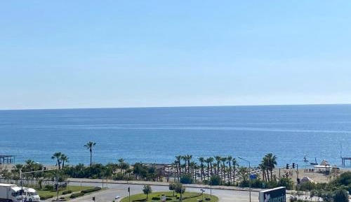 Deluxe Suite with Sea View