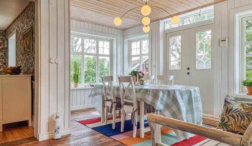 Four-Bedroom Holiday Home