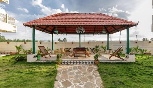 Five-Bedroom Villa