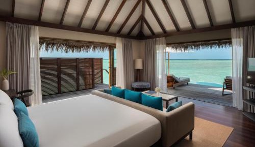 Deluxe Water Villa with Pool