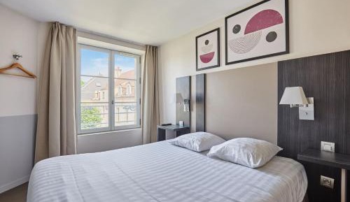 Two-Bedroom Apartment (6 Adults)