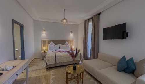 Superior King Room