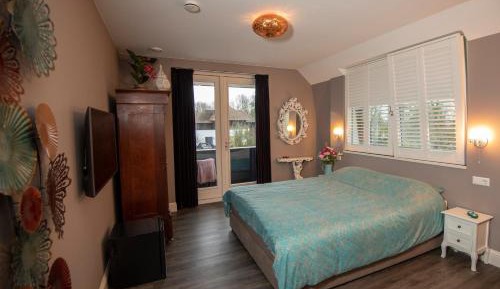 King Room with Balcony
