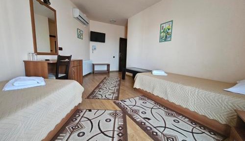 Two-Bedroom Suite with Pool Access