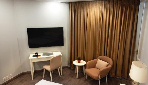 Three-Bedroom Premium Apartment