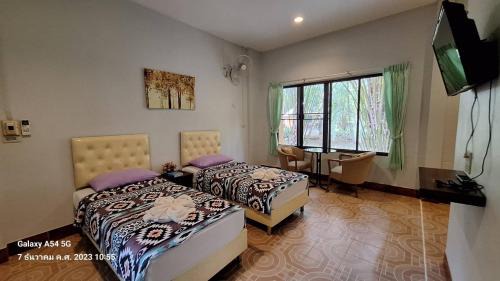 Deluxe Twin Room