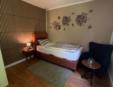 Single Room with Shared Shower and Toilet