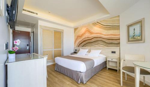 Double or Twin Room with Spa Access