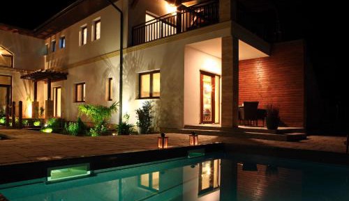 Deluxe Villa