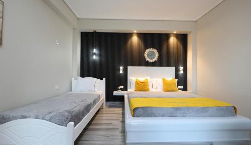 Triple Room with Balcony