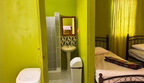 6-Bed Mixed Dormitory Room