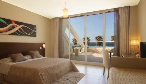Junior Suite with Terrace and Sea View