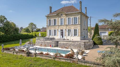 Seven-Bedroom House