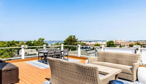 Apartment with Sea View