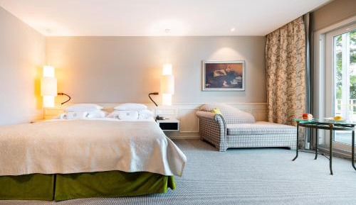 Aeschi Deluxe Room