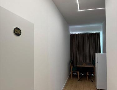 Deluxe Studio