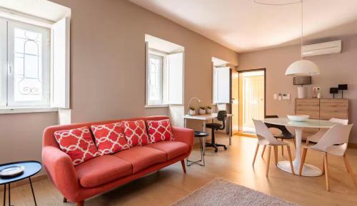 Two-Bedroom Deluxe Apartment