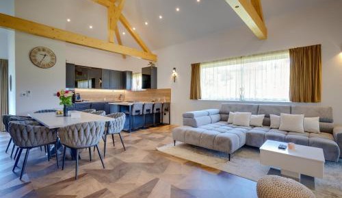 Deluxe Villa