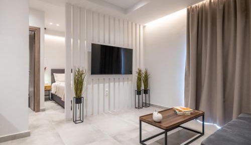 One-Bedroom Apartment with Balcony