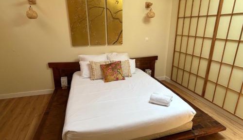 Quadruple Room with Private Bathroom