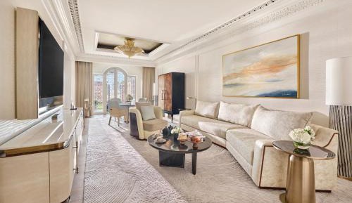 Beach Front Suite