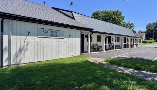 King – Carriage House Front