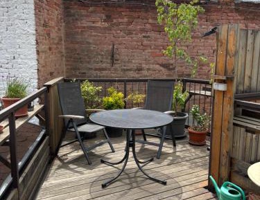 One-Bedroom Apartment with Terrace