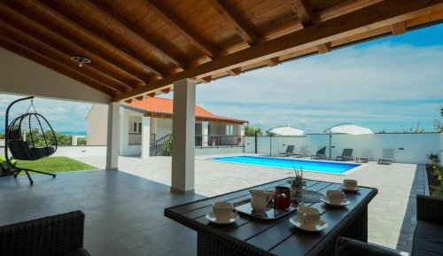 One-Bedroom Villa