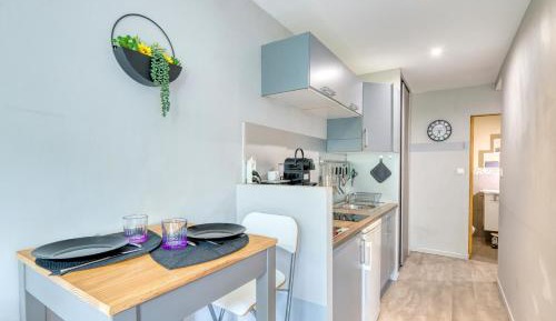 Studio Apartment
